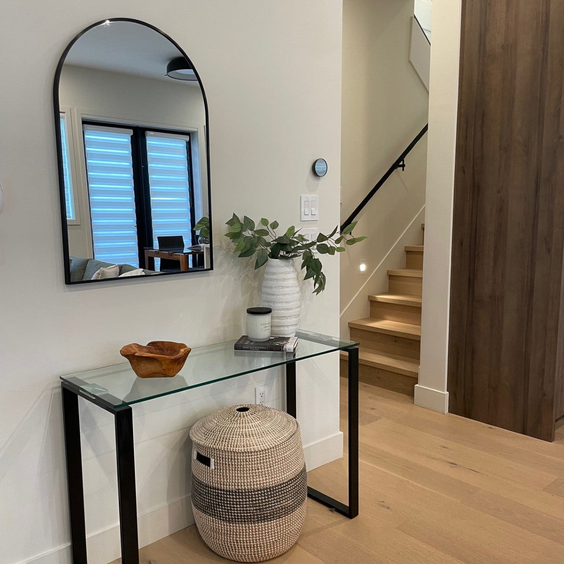 How to Create a Perfectly Styled Entryway