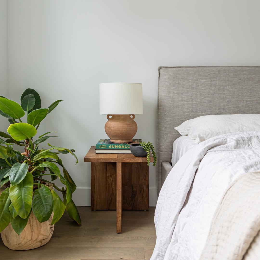Julia King Storage Bed Short - Sand