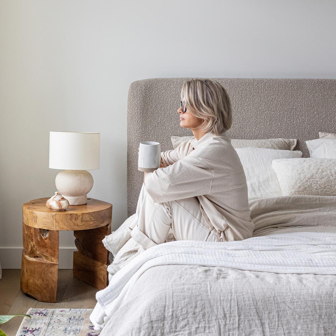 Faye King Bed Short - Truffle