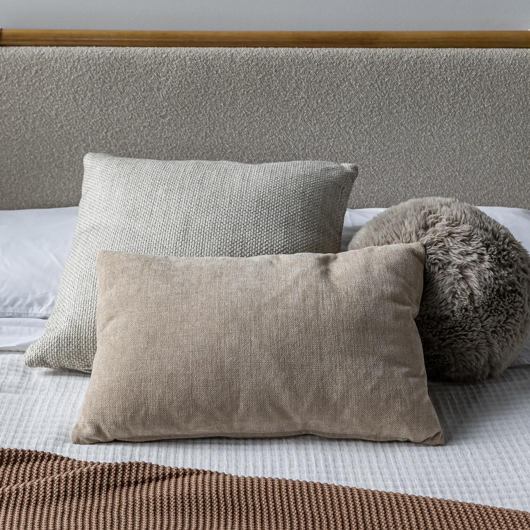 Crush Cushion - Ball - Natural