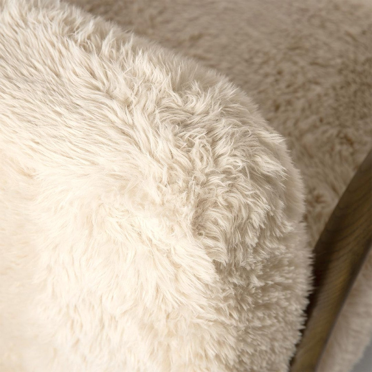 Eros Chair - Shaggy Sand