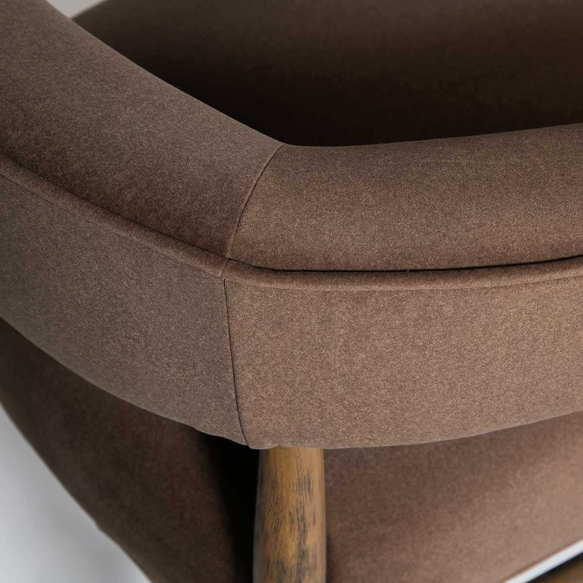 Everest Chair - Dark Base - Velvet Coffee