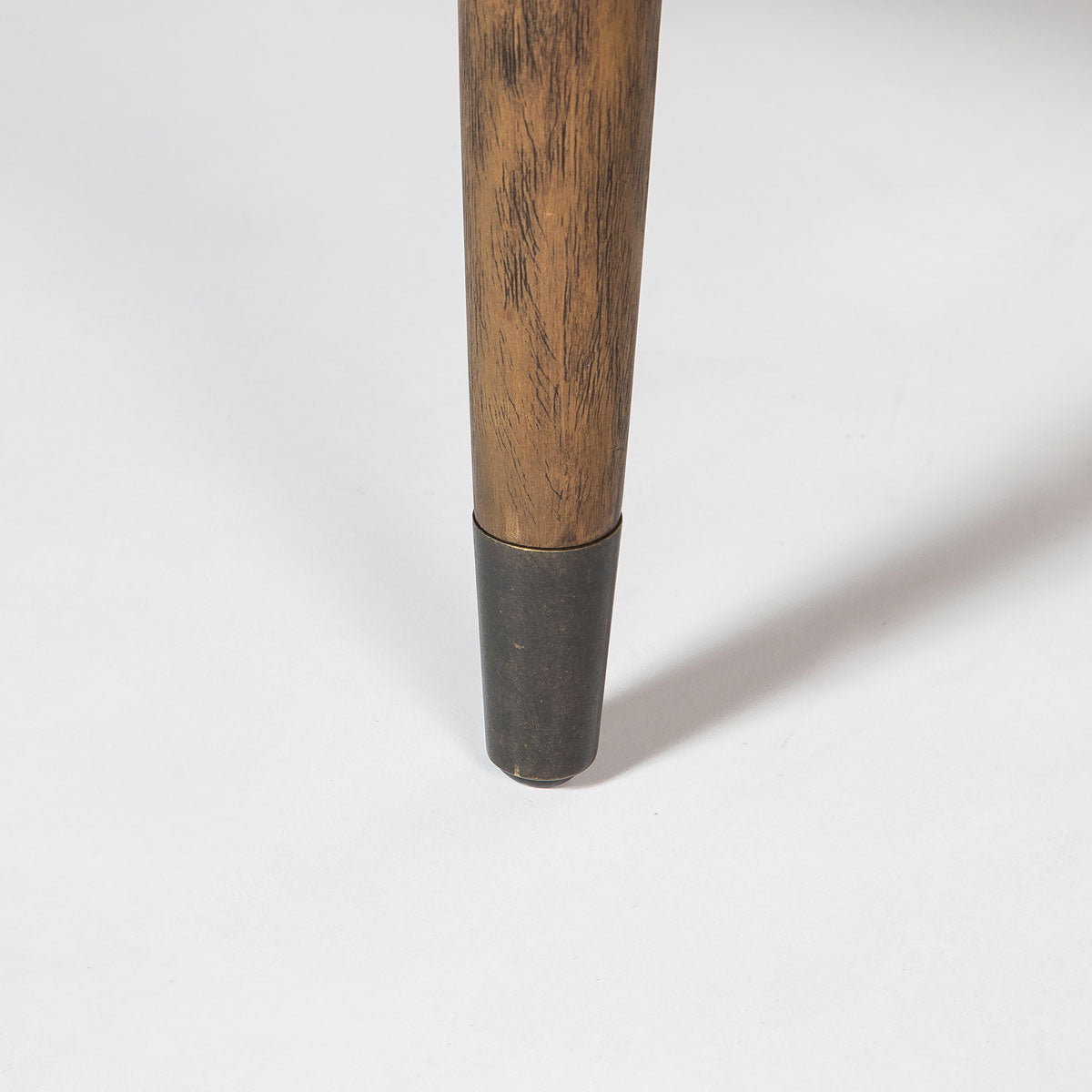 Everest Chair - Dark Base - Velvet Coffee