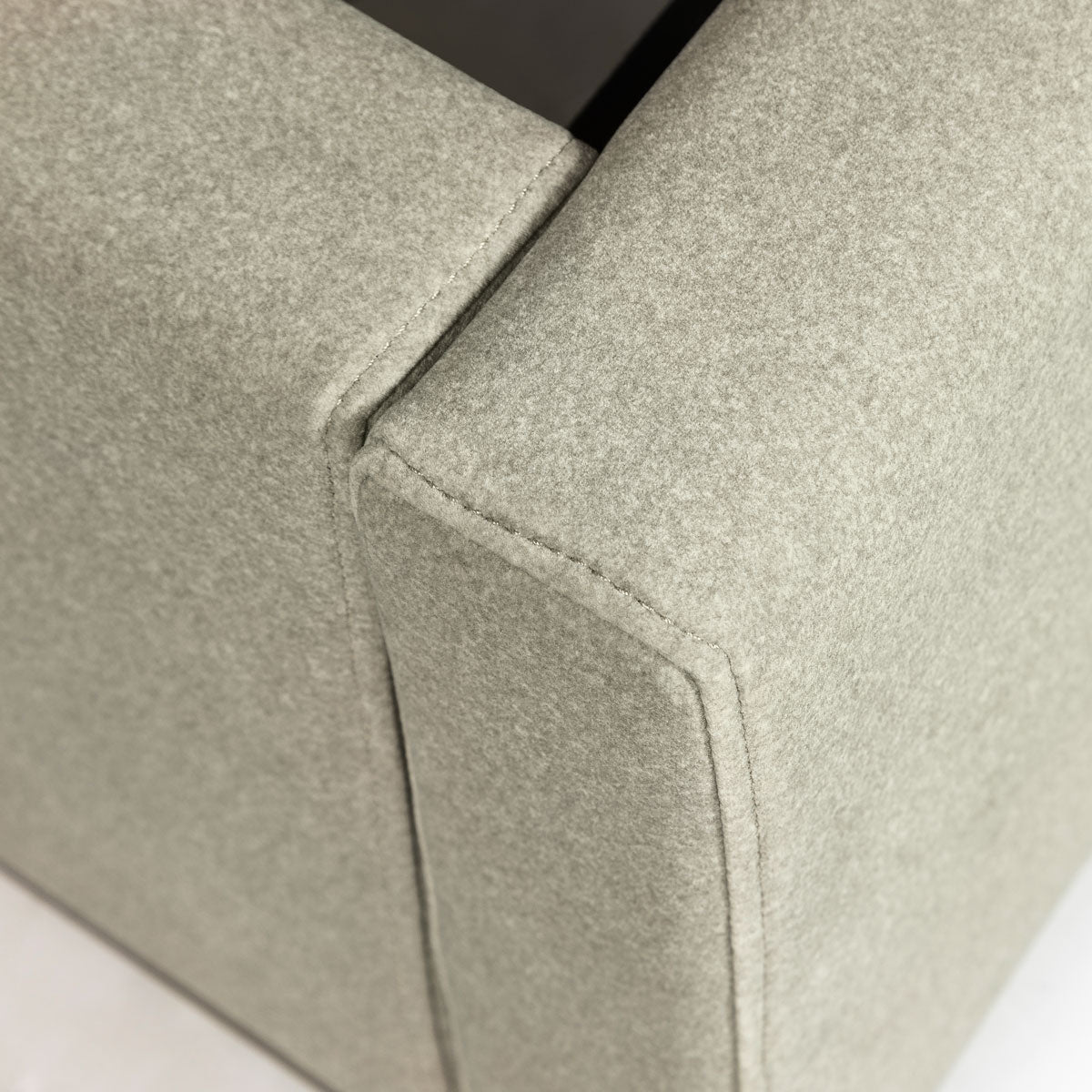 Faye King Storage Bed - Velvet Sandstorm
