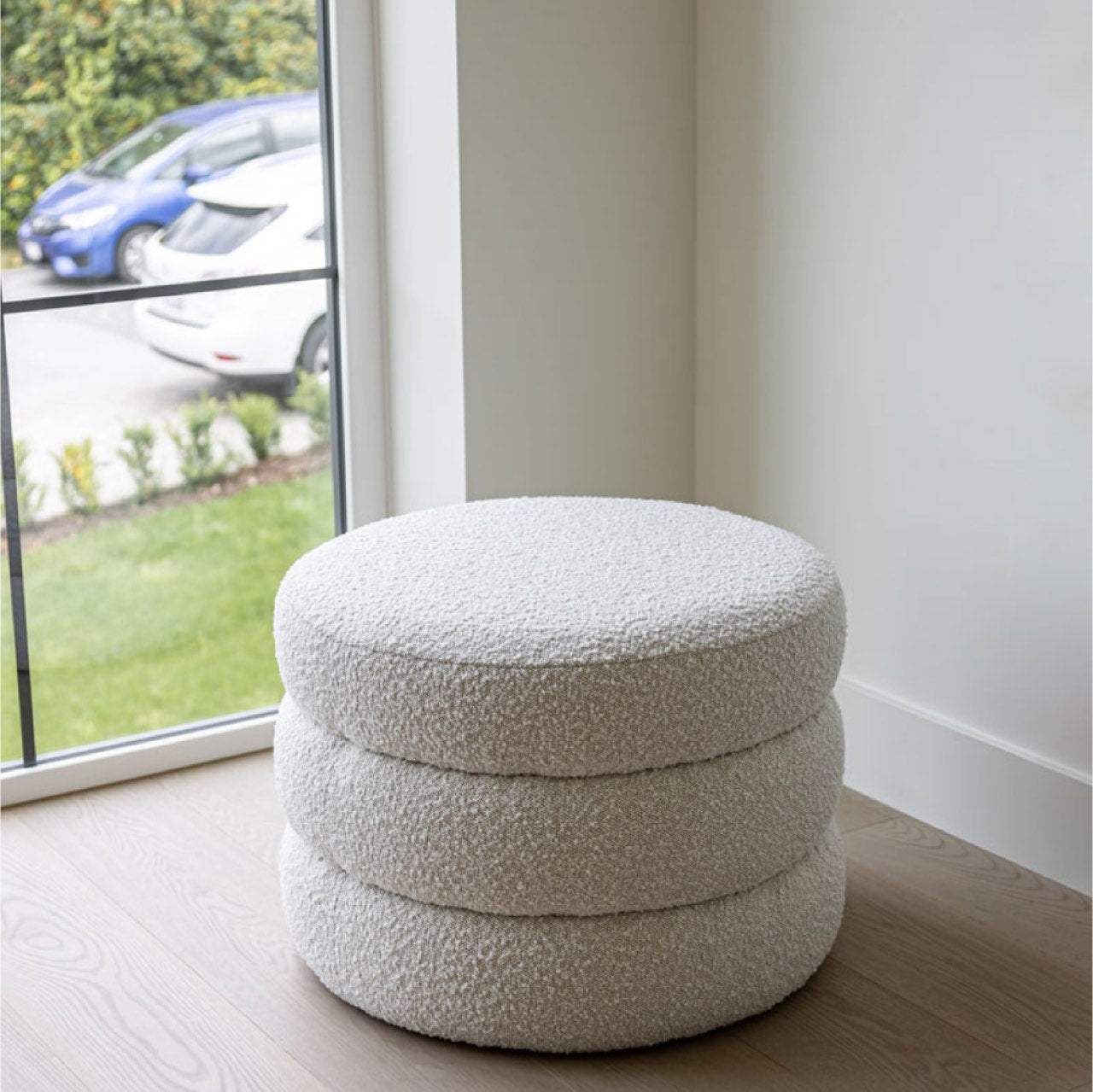 Fiel Ottoman - Off White Boucle - S