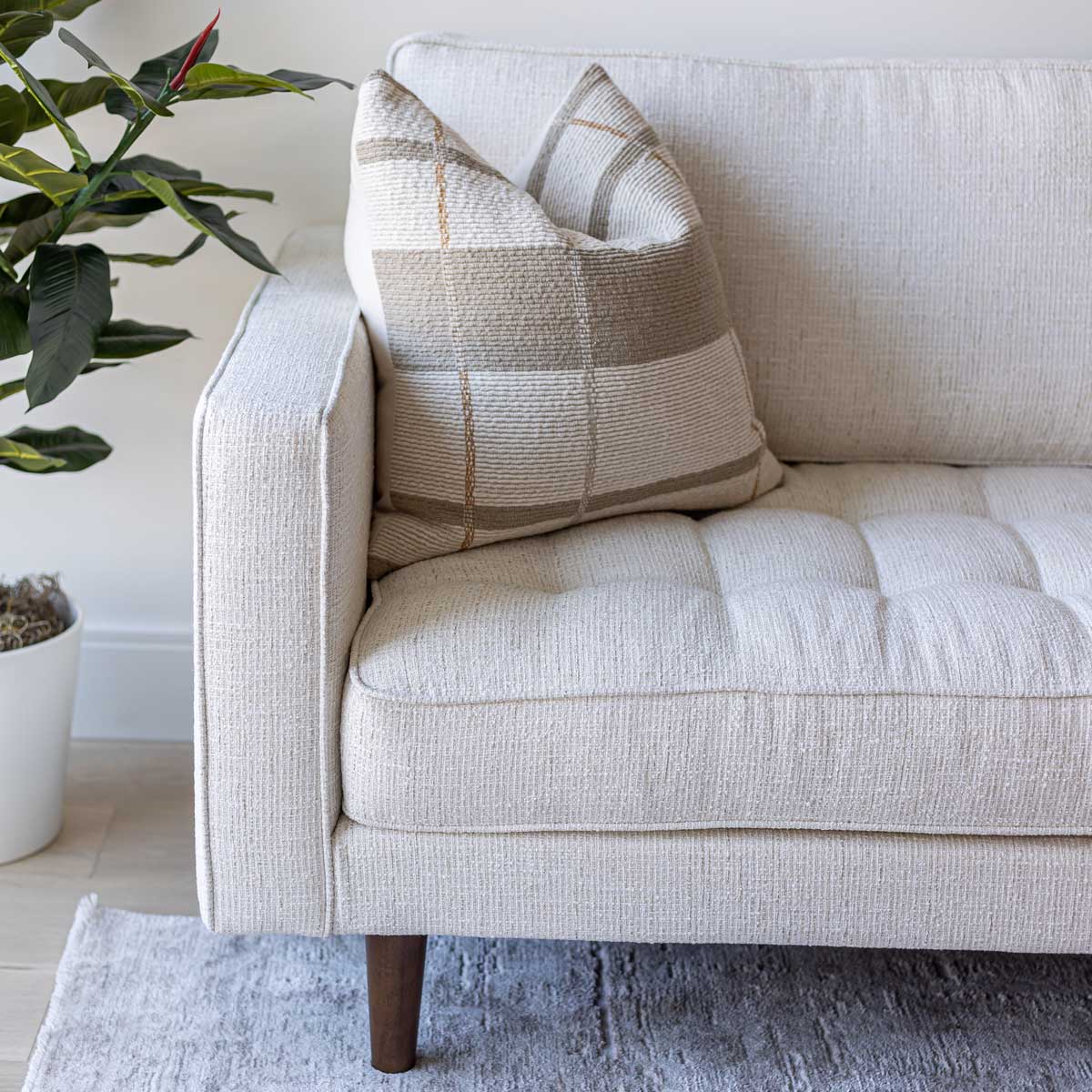 Finnigan Sofa - Ecru