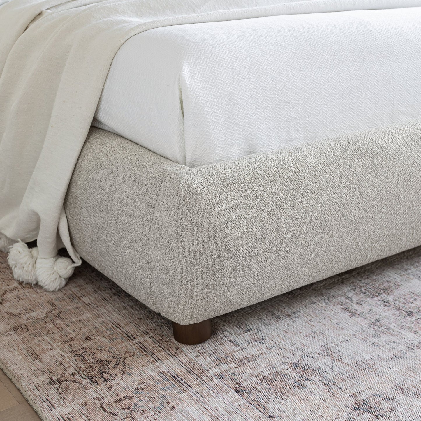 Fox King Bed - Buff