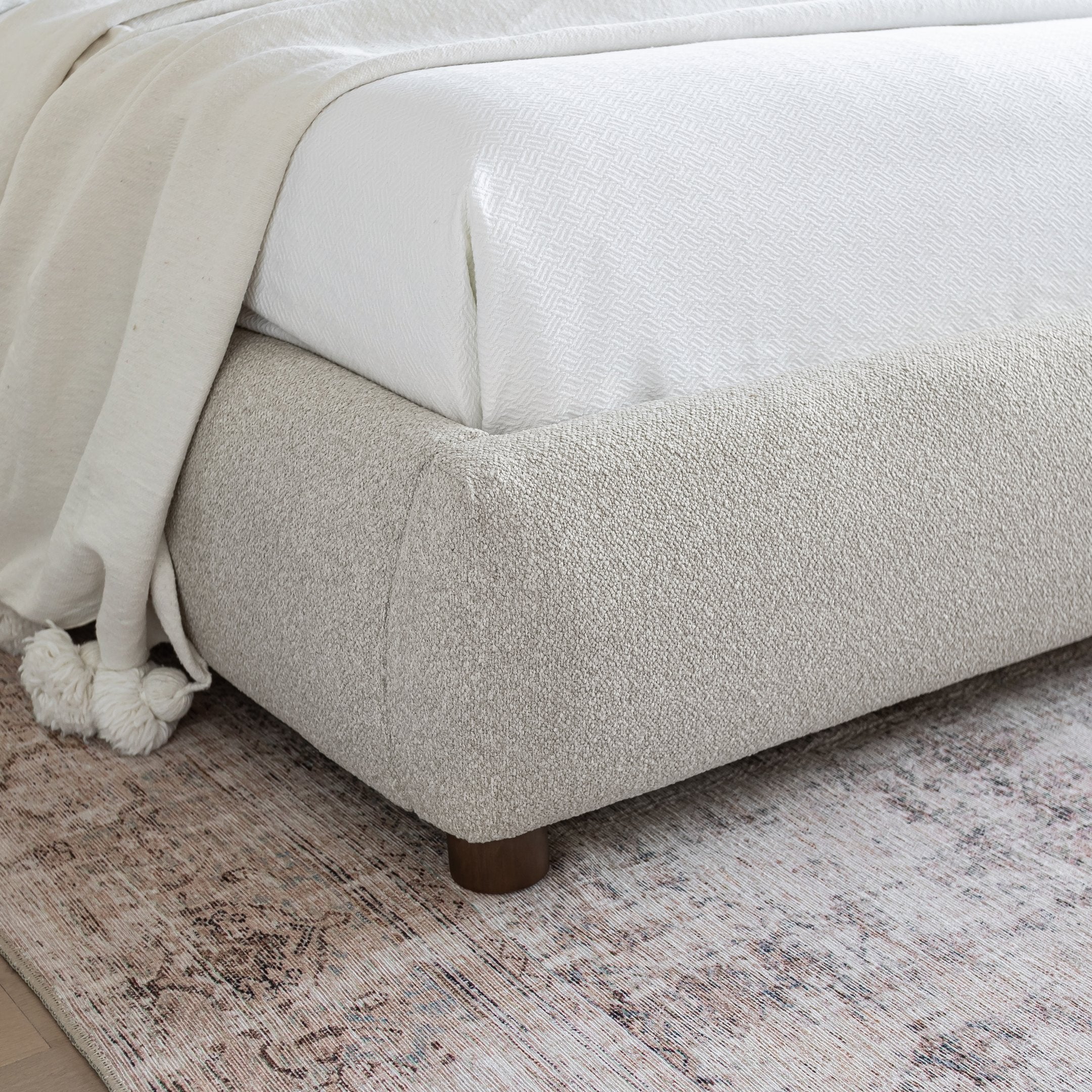 Fox Queen Bed - Buff