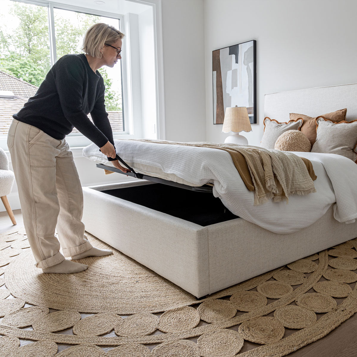 Julia Queen Storage Bed - Cream