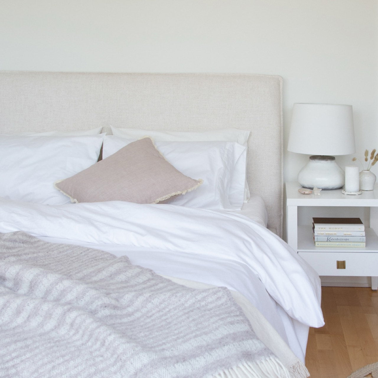 Julia King Bed - Cream