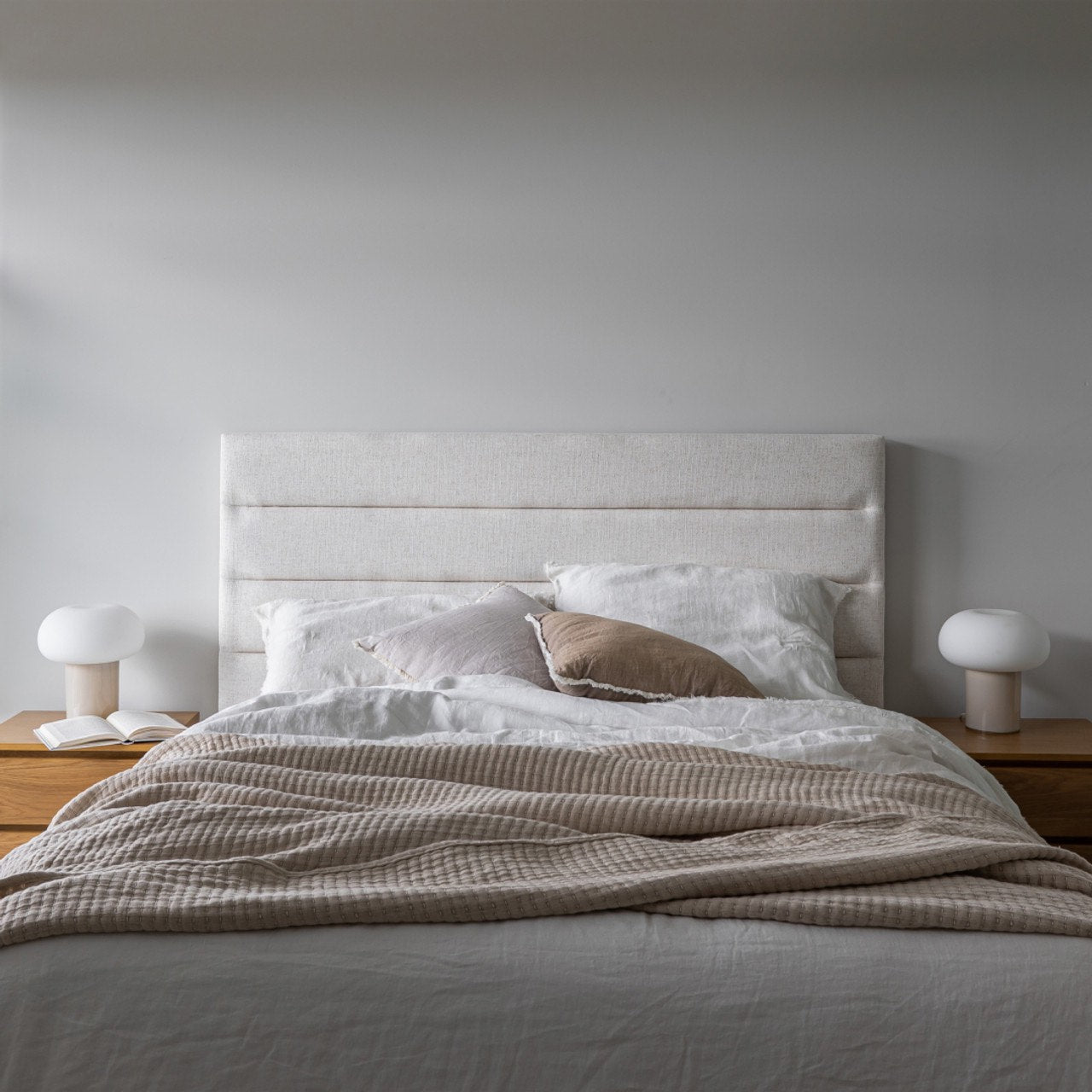 Justin Queen Bed Tall - Cream