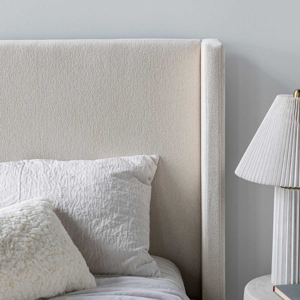 Lourdes King Storage Drawer Bed - Cream