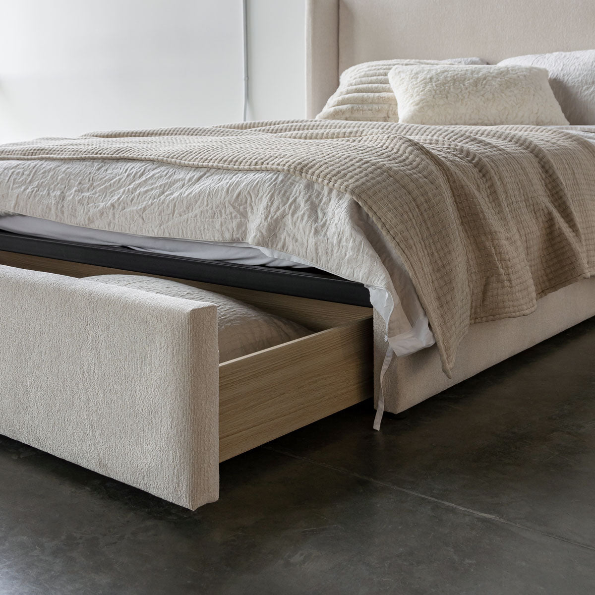 Lourdes Queen Storage Drawer Bed - Cream