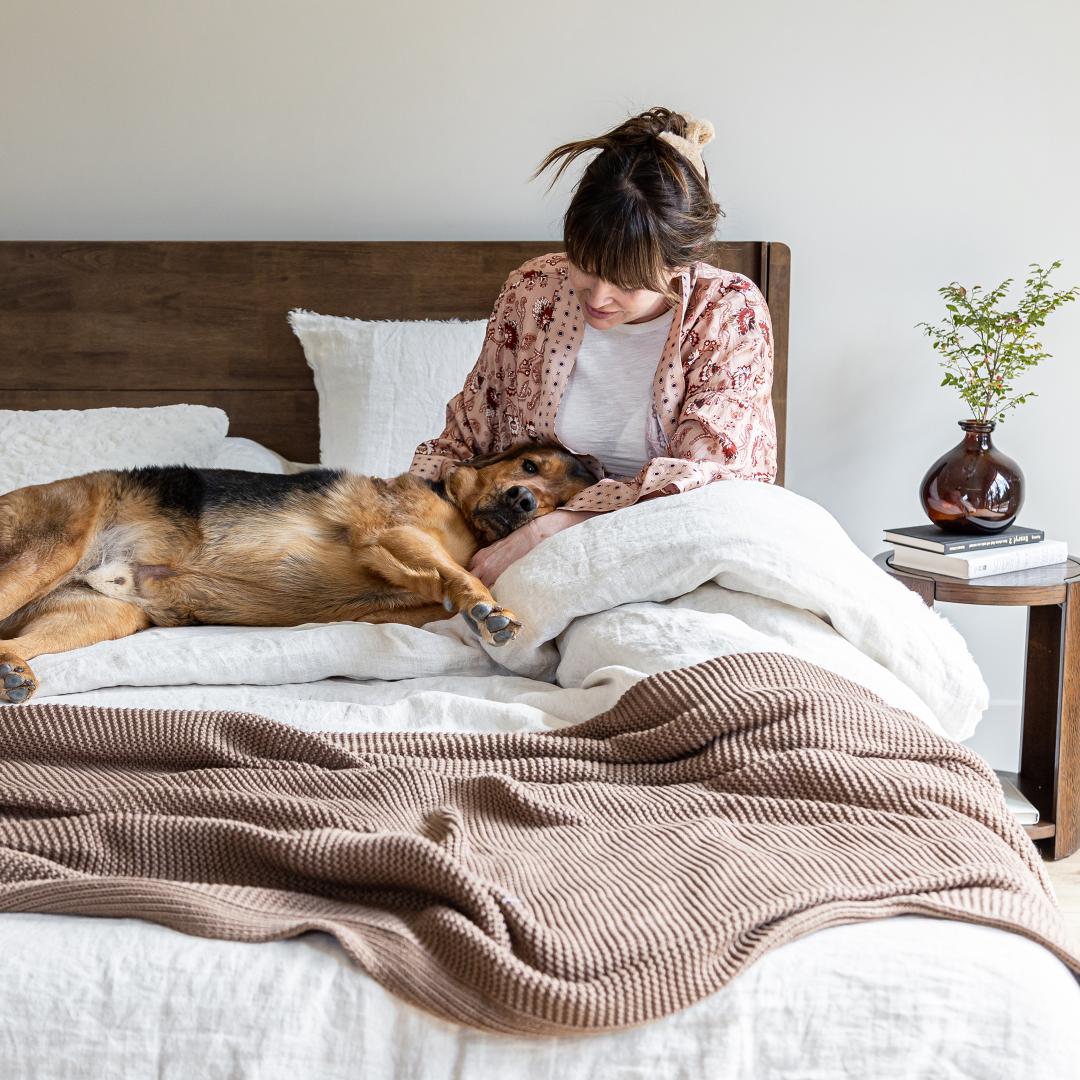 Luna Wood Tool-Free Queen Bed - Coffee