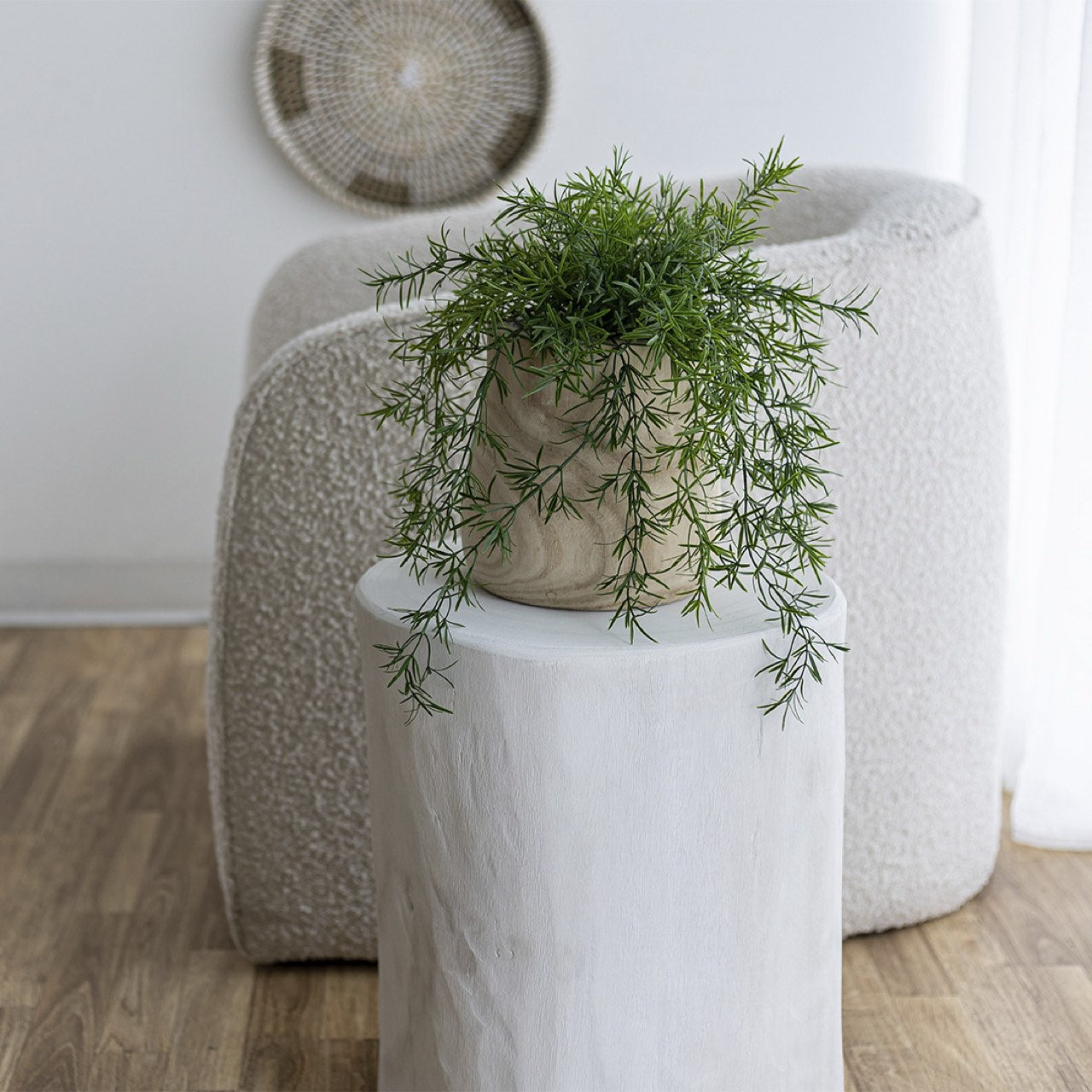 Nova Wide 21 Inch Stump - Round - White